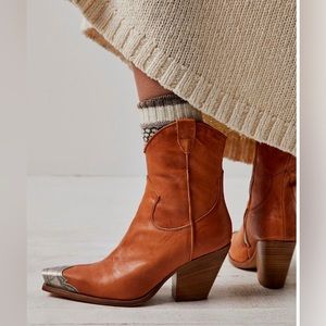Free People Brayden Western Boots Tan 39 1/5